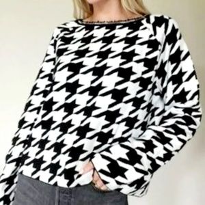 NWT Six/Fifty Clothing Houndstooth Sweater